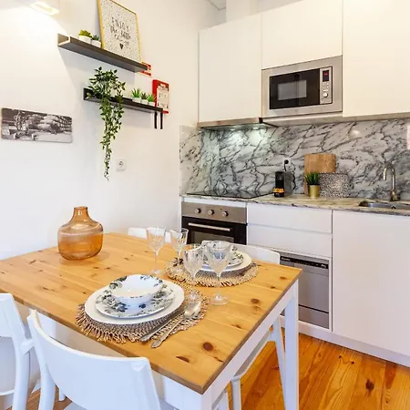 D&s - Sao Bento Iii * Oporto